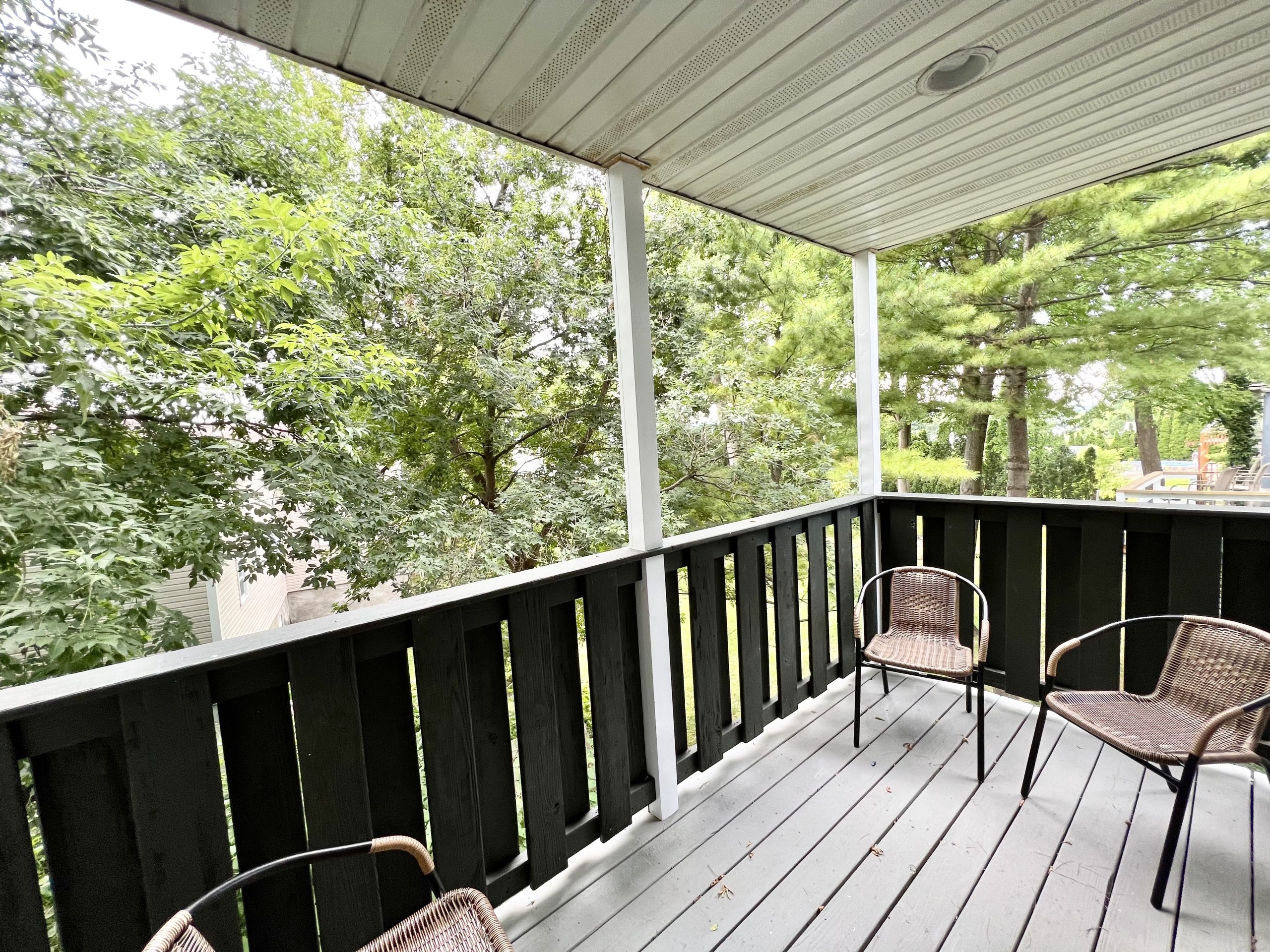 507 1st Balcony